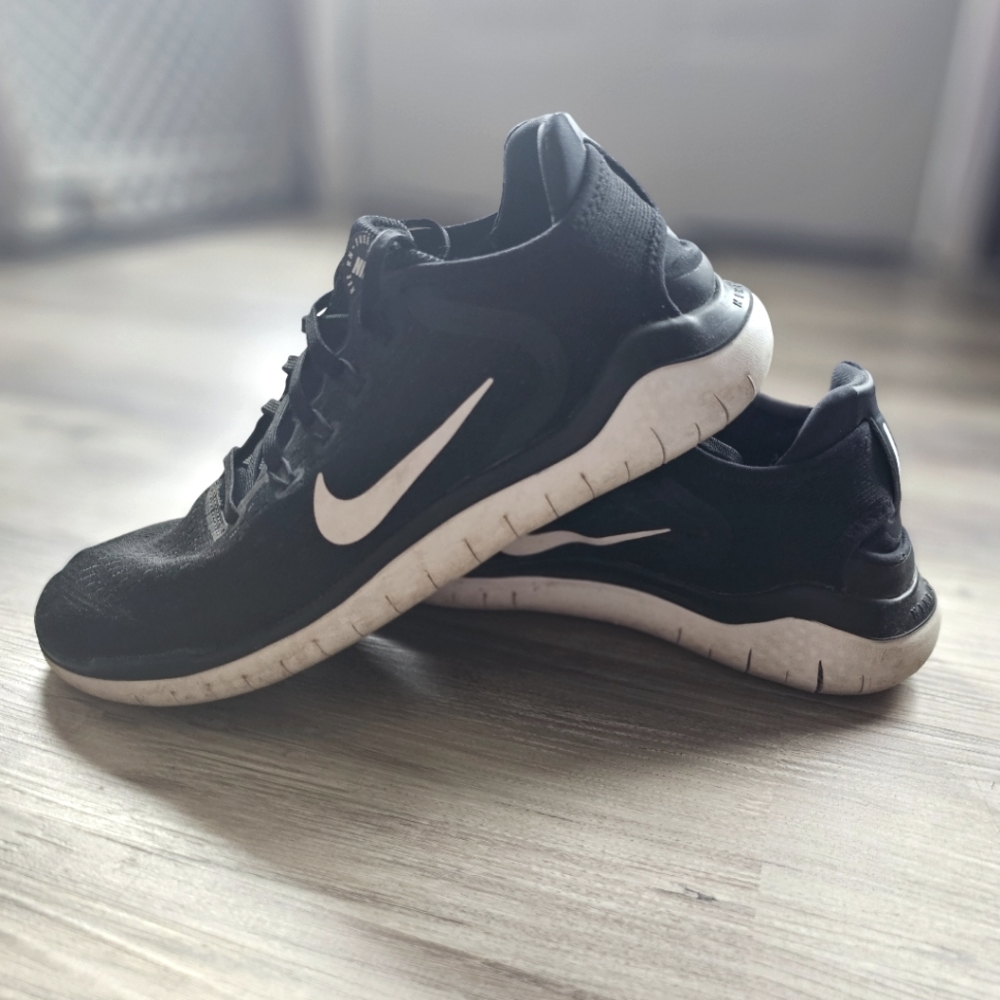 Nike Black Free Rn